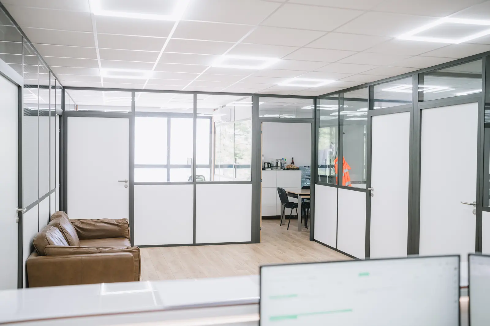 Nouveaux locaux LCE à Aubagne — intérieur